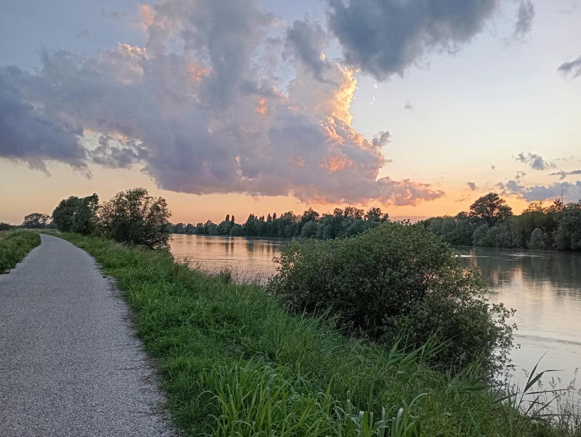 Casa Vacanze Nel Delta Del Po Taglio di Po Buitenkant foto